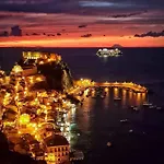 Paese Scilla